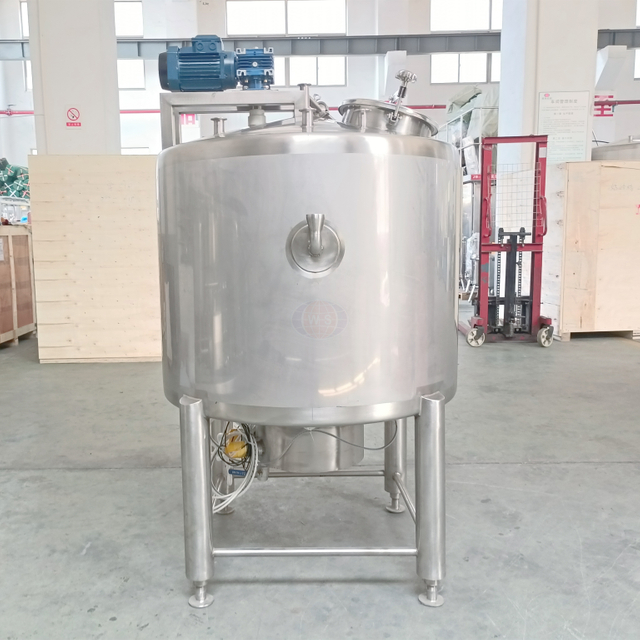 ถังผสมอาหารสแตนเลสเกรดพร้อมเครื่องกวน