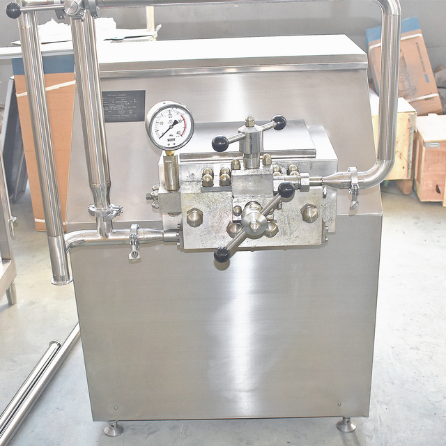 เครื่องทำไอศกรีมโฮโมจีไนเซอร์แรงดันสูง 1,000-5,000 ลิตร
